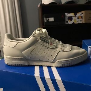 Men’s Adidas Yeezy Powerphase Calabasas 9.5